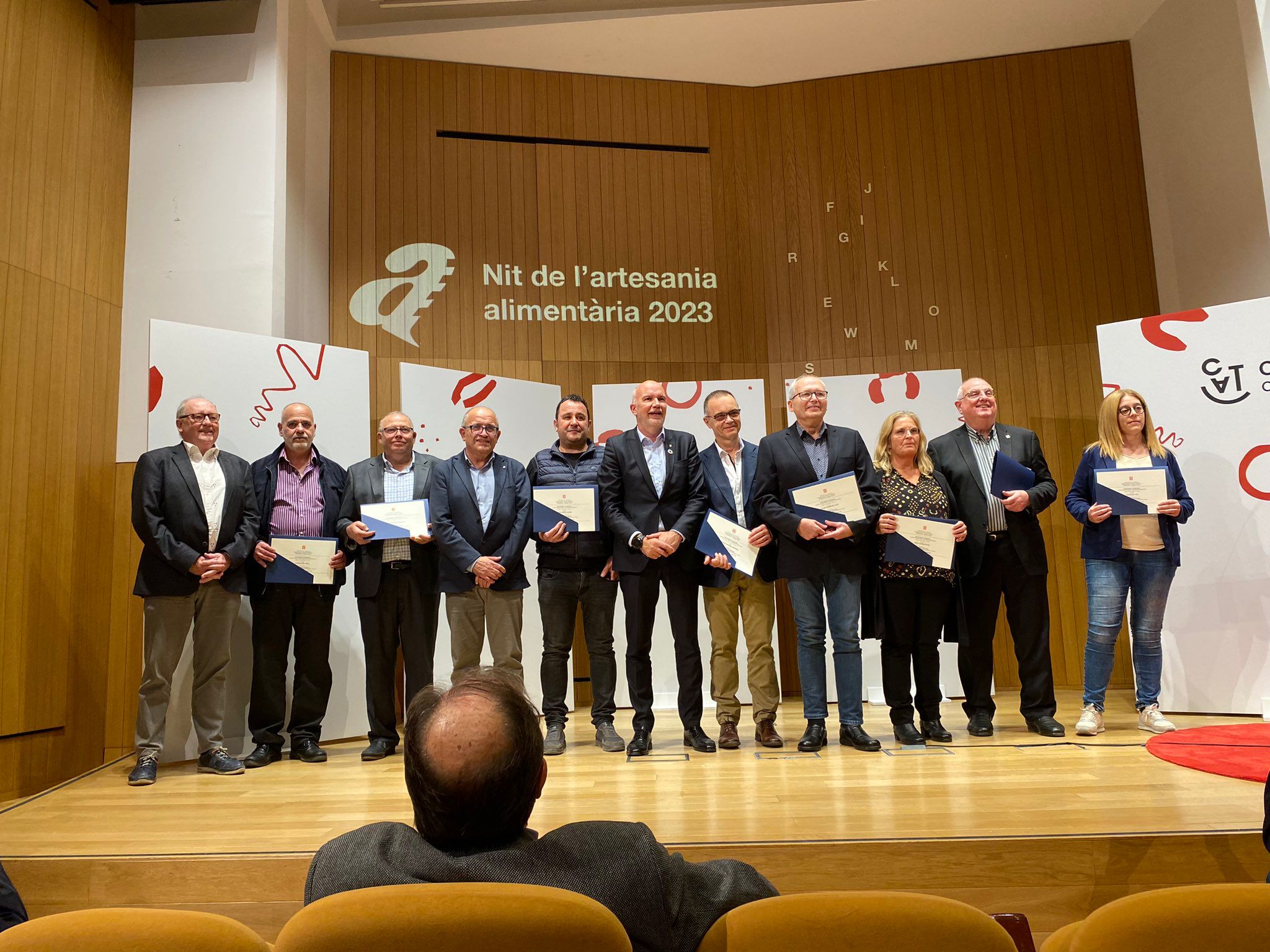 Lliurats els Diplomes de Mestre Artesà 2023 a vuit companys carnissers-xarcuters