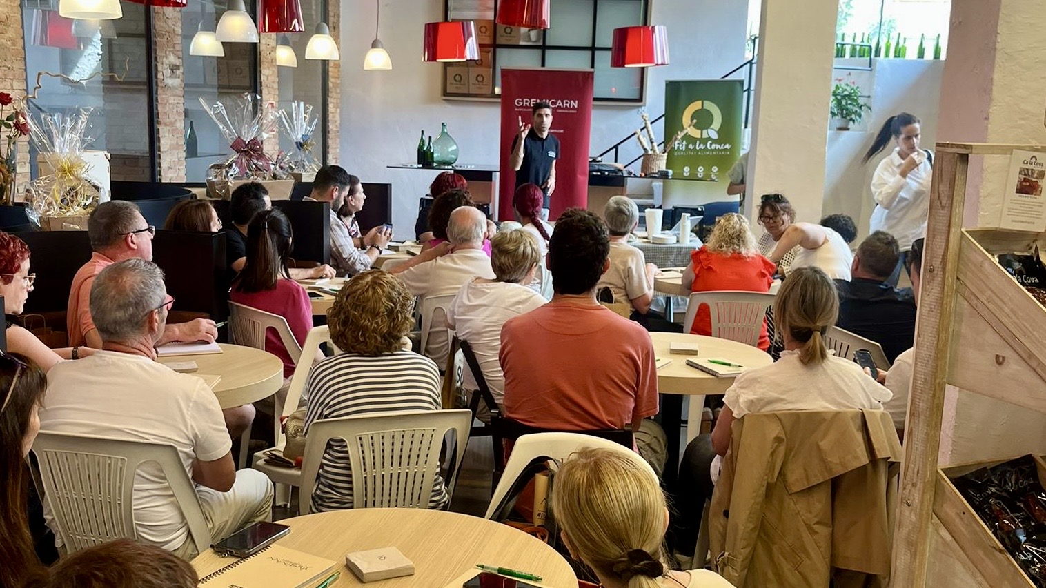 Èxit de participació en la formació sobre formatges celebrada a Montblanc