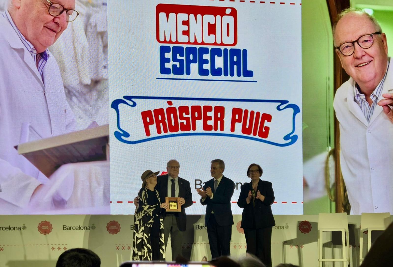 Pròsper Puig, president de GremiCarn Barcelona, guardonat en la 26ª edició dels Premis Comerç Barcelona.